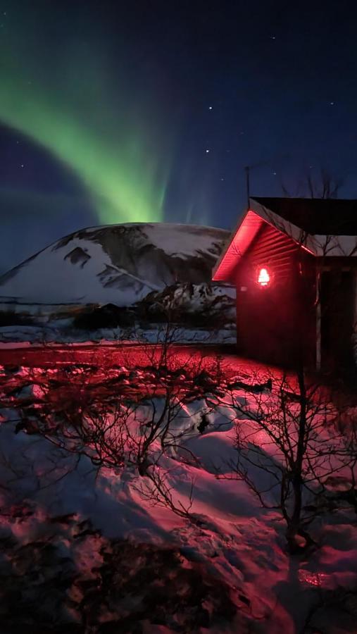 Вилла House In Lava Боргарнес Экстерьер фото