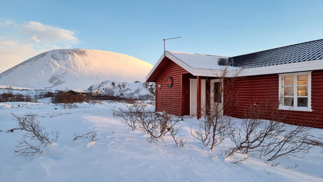 Вилла House In Lava Боргарнес Экстерьер фото