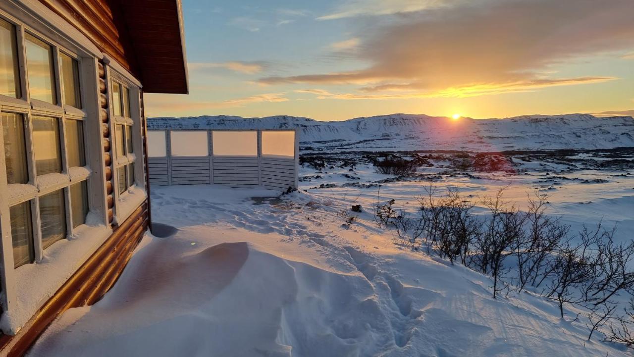 Вилла House In Lava Боргарнес Экстерьер фото